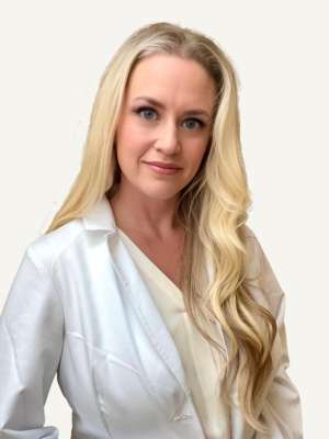 Carolyn Malhotra, CRNA