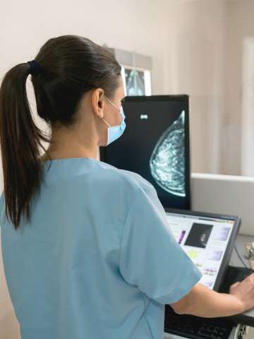 Mammogram Machine Nurse