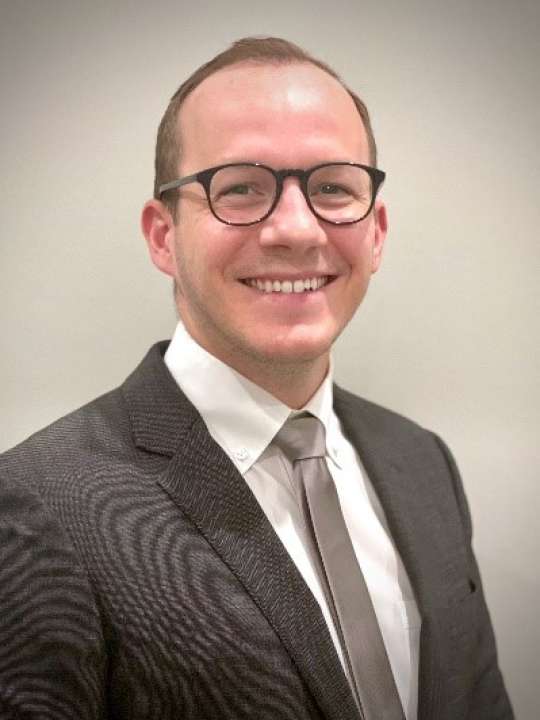 Brian Ruhling Fellowship Training - Endocrine Surgery Research & Education | UCLA Health