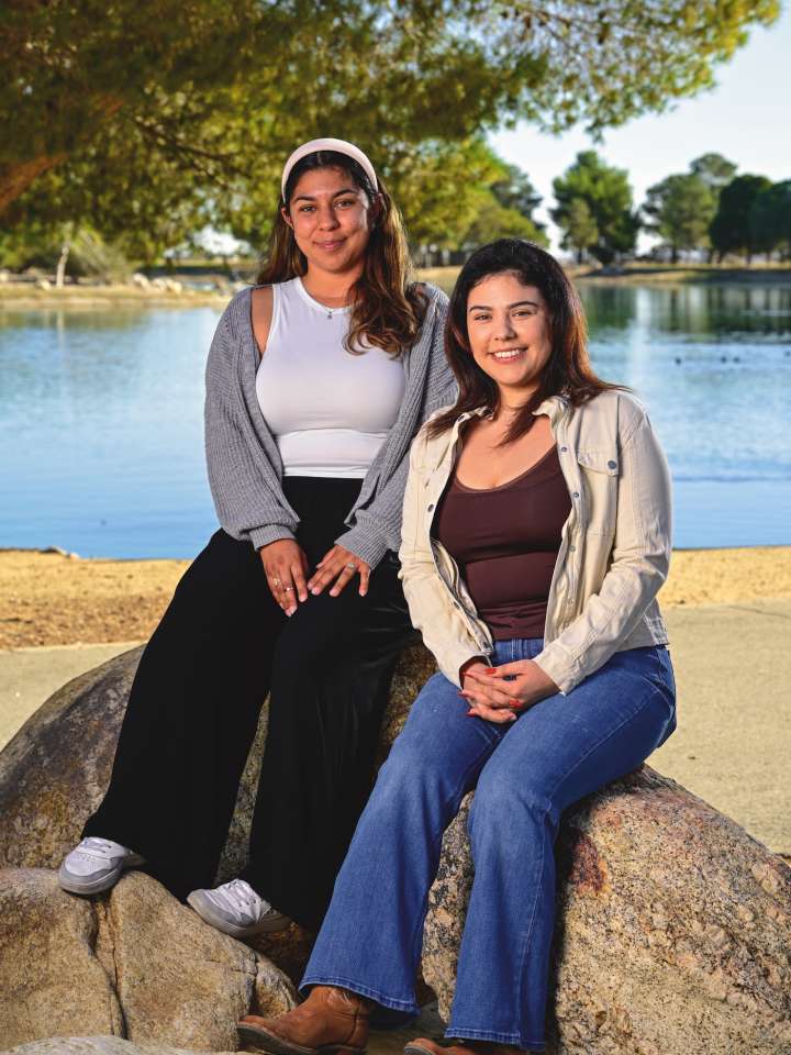 Sisters Rosa Rivera and Karina Avina