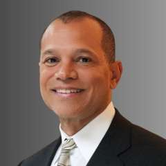 Profile photo of Dr. Norris smiling