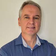 Headshot of Stephen Murray