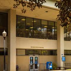 an outdoor view of the UCLA Health Westwood Rehabilitation building entrance